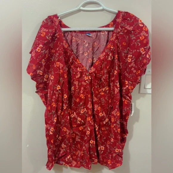 Old navy blouse nwt - Picture 2 of 3